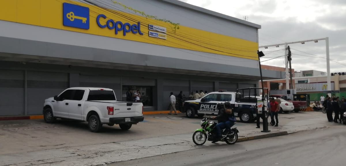 Robo maestro en Coppel de la Tulum, en Cancún