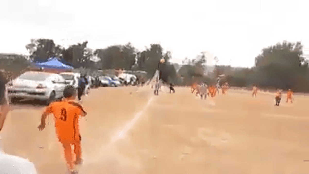 Video: Hombre mayor se luce con un gol olímpico en el futbol llanero