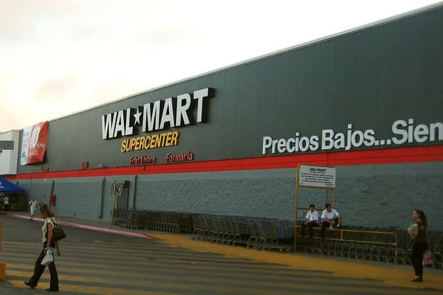 Walmart cambia razón social para eliminar antigüedad laboral