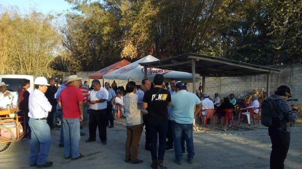 ¡Pagan a precio de nada! Bloquean entrada de azucarera en Quintana Roo