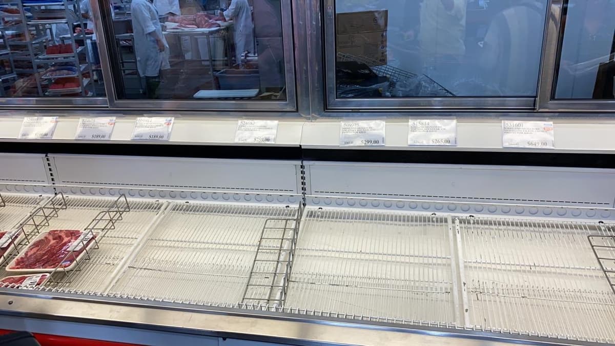 Racionan venta de productos en California tras compras de pánico por coronavirus