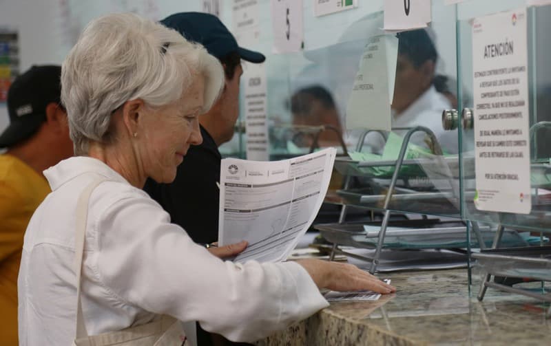 Piden a contribuyentes de Cancún ponerse al día en renovación de licencia