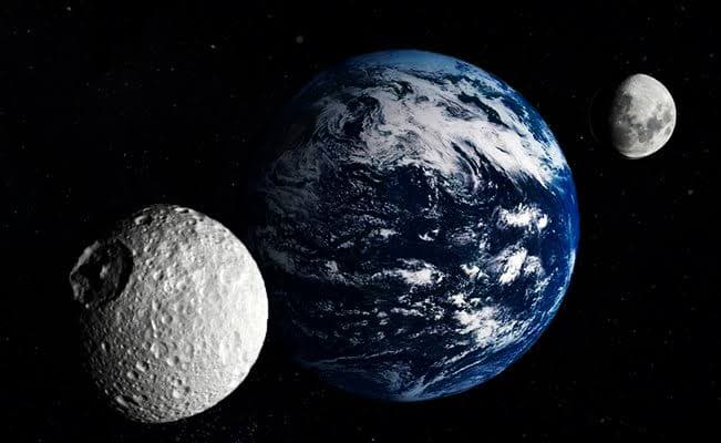 Descubren 'una segunda Luna' orbitando la Tierra
