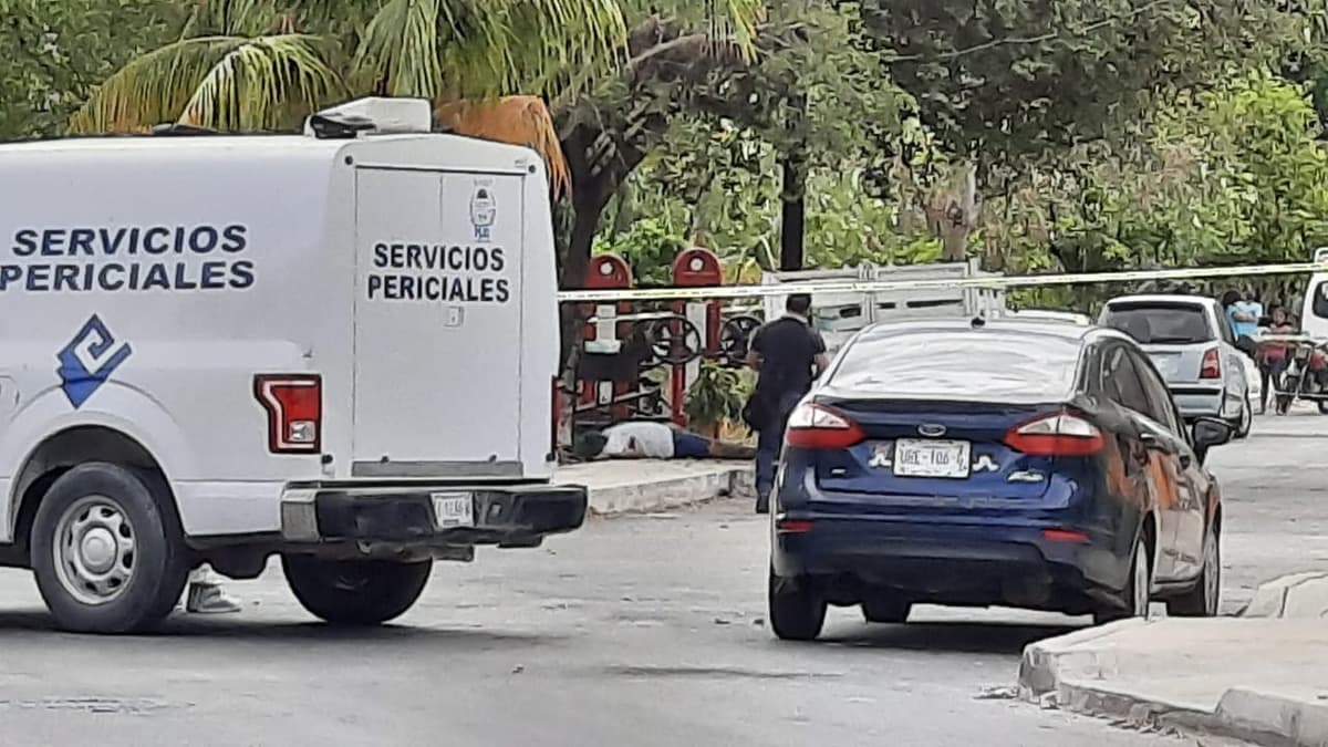Balean a dos en la Región 510 de Cancún y uno fallece