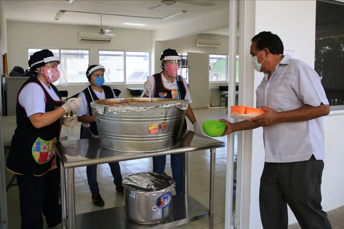 Aquí te decimos los puntos donde se regala comida en Solidaridad