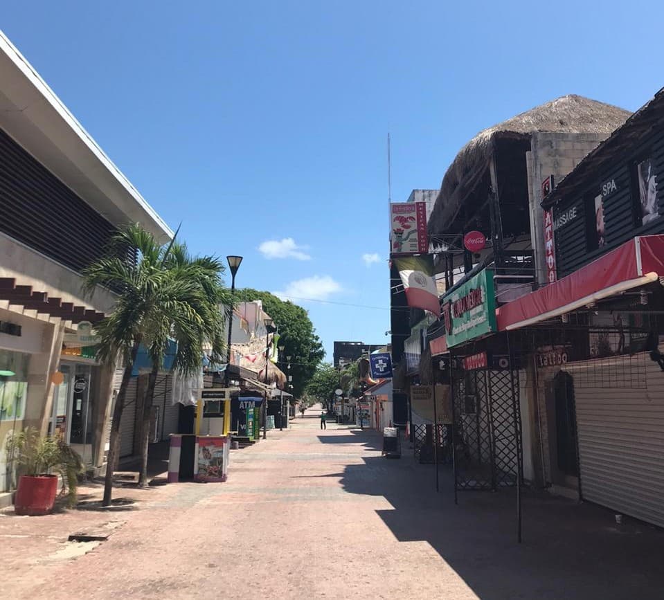 Quinta Avenida se convierte en “ciudad fantasma” por COVID-19
