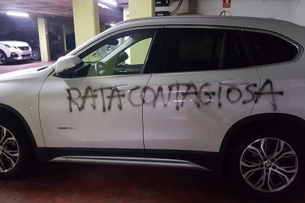 No sólo pasa en México, en Barcelona también agreden a los médicos