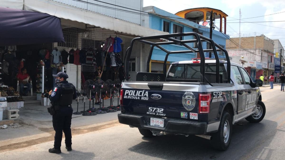 Comienza clausura de negocios en Cancún por no respetar cuarentena de Covid-19
