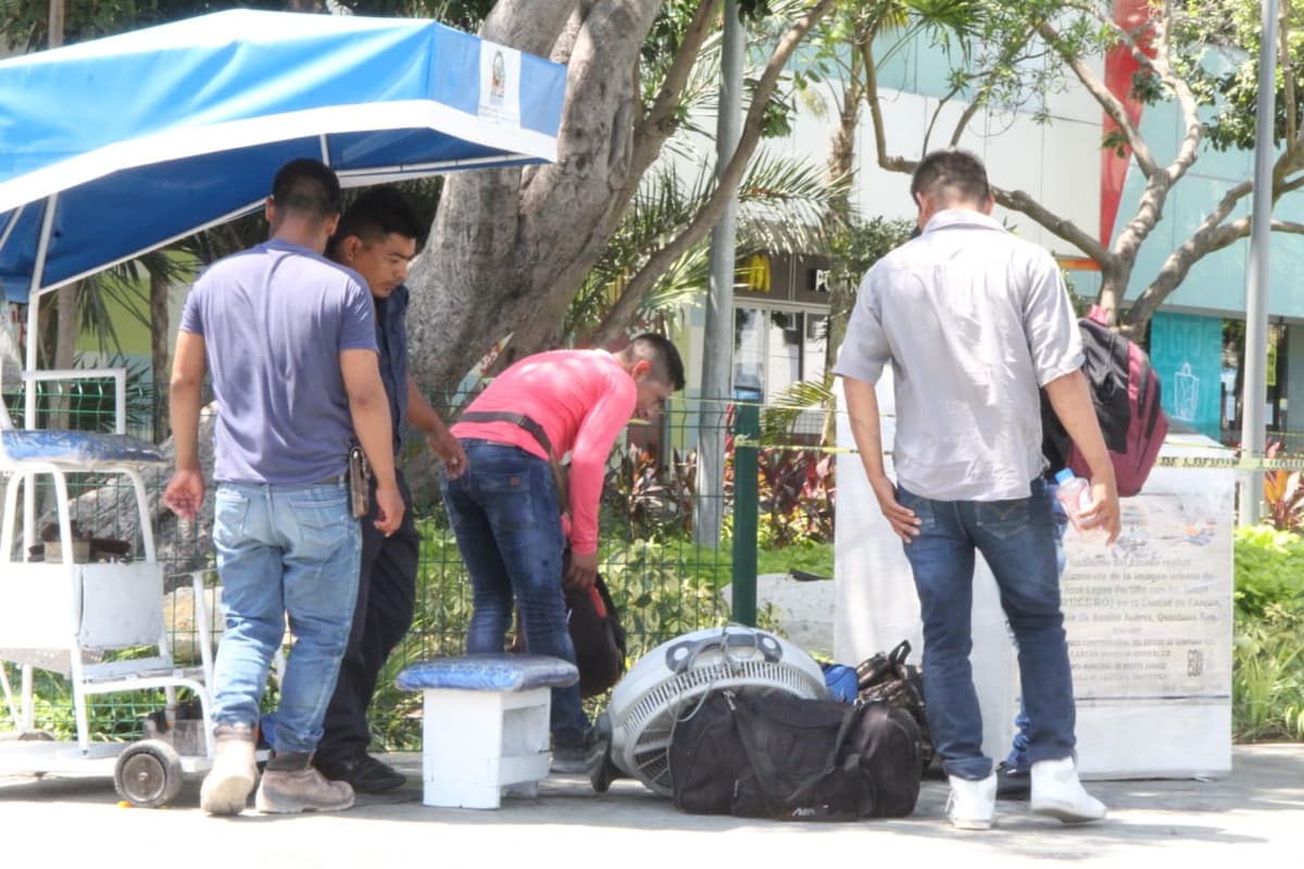 Retira la policía a albañiles del parque El Crucero