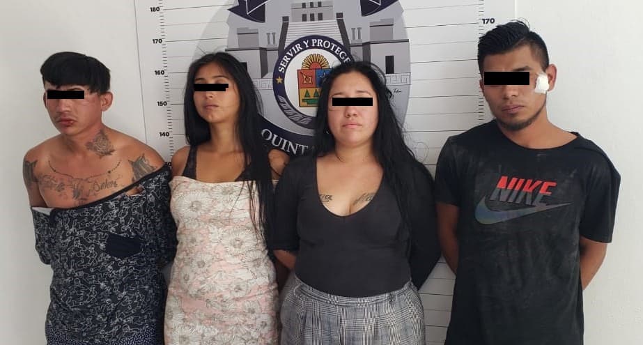 Detienen a cuatro en taxi robado en Cancún