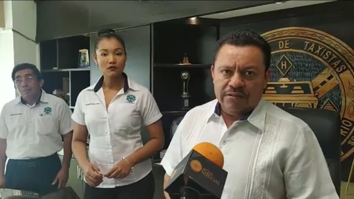 ¡Se mandan solos! Taxistas de Playa del Carmen desobedecerán llamado para operar al 20%