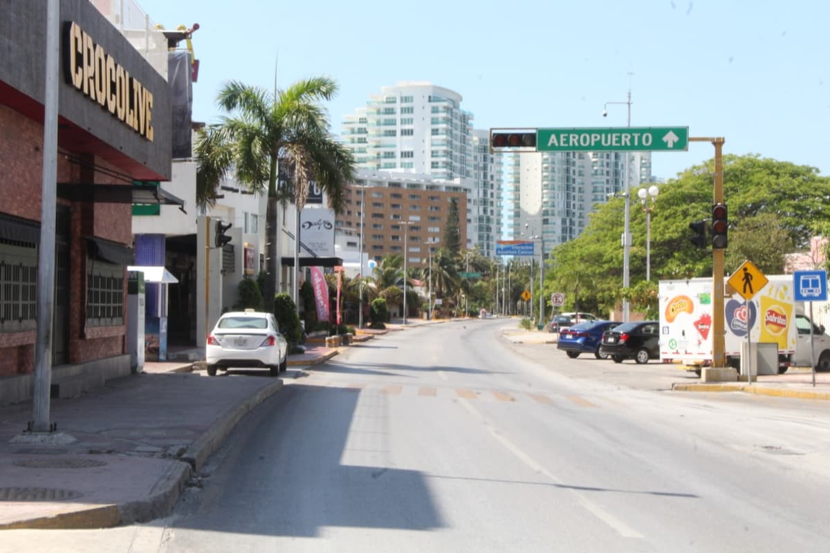 “Retrocede en el tiempo” Zona Hotelera de Cancún, luce vacía