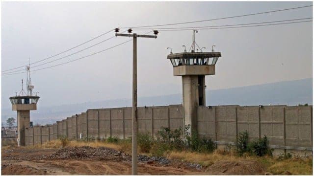 Muere líder de los Zetas 'El Gordo May' por Covid-19; había decapitado a 12 en Cancún