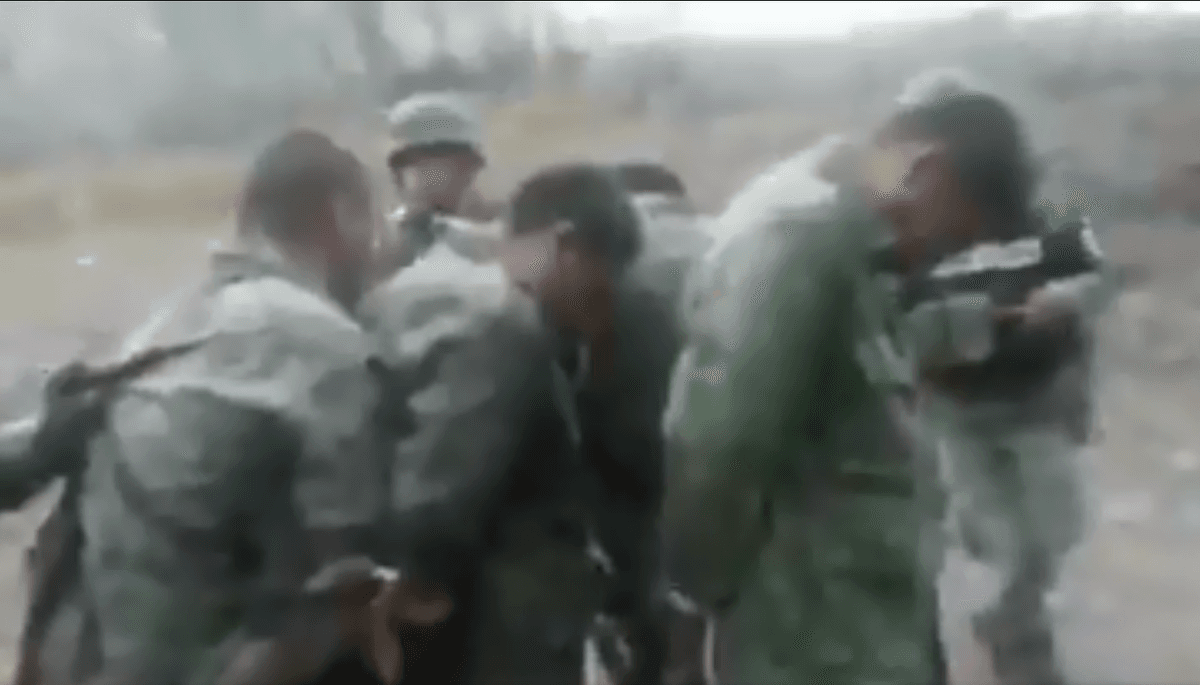 Video: Detienen a soldados que adiestraban gatilleros del Cártel de Sinaloa