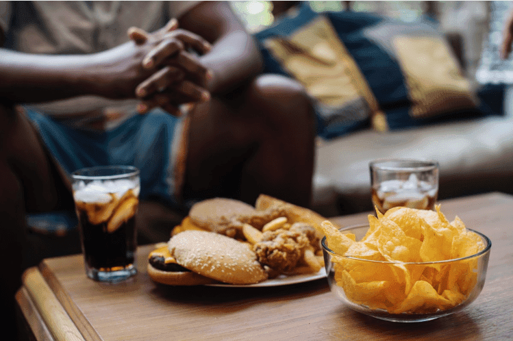 Con estos consejos evitarás ganar peso en la cuarentena