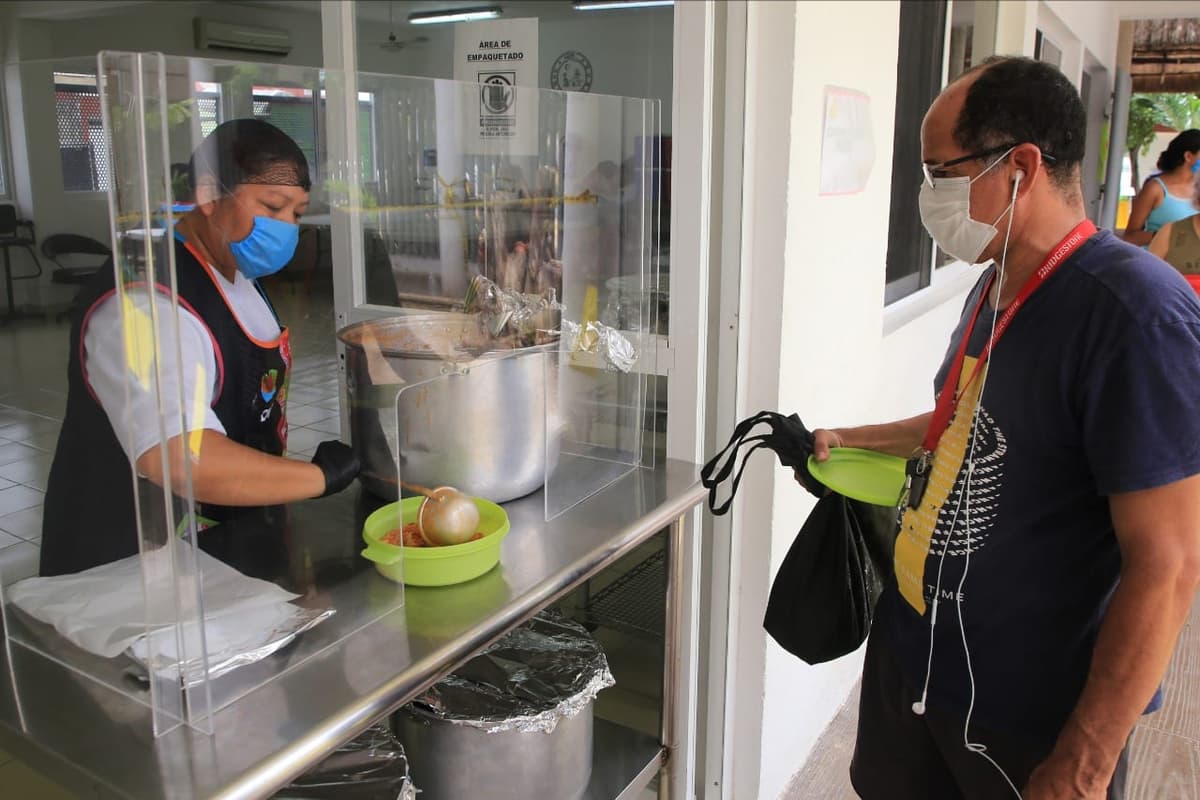 ¿Conoces los Comedores Solidarios para las familias playenses que más lo necesitan?