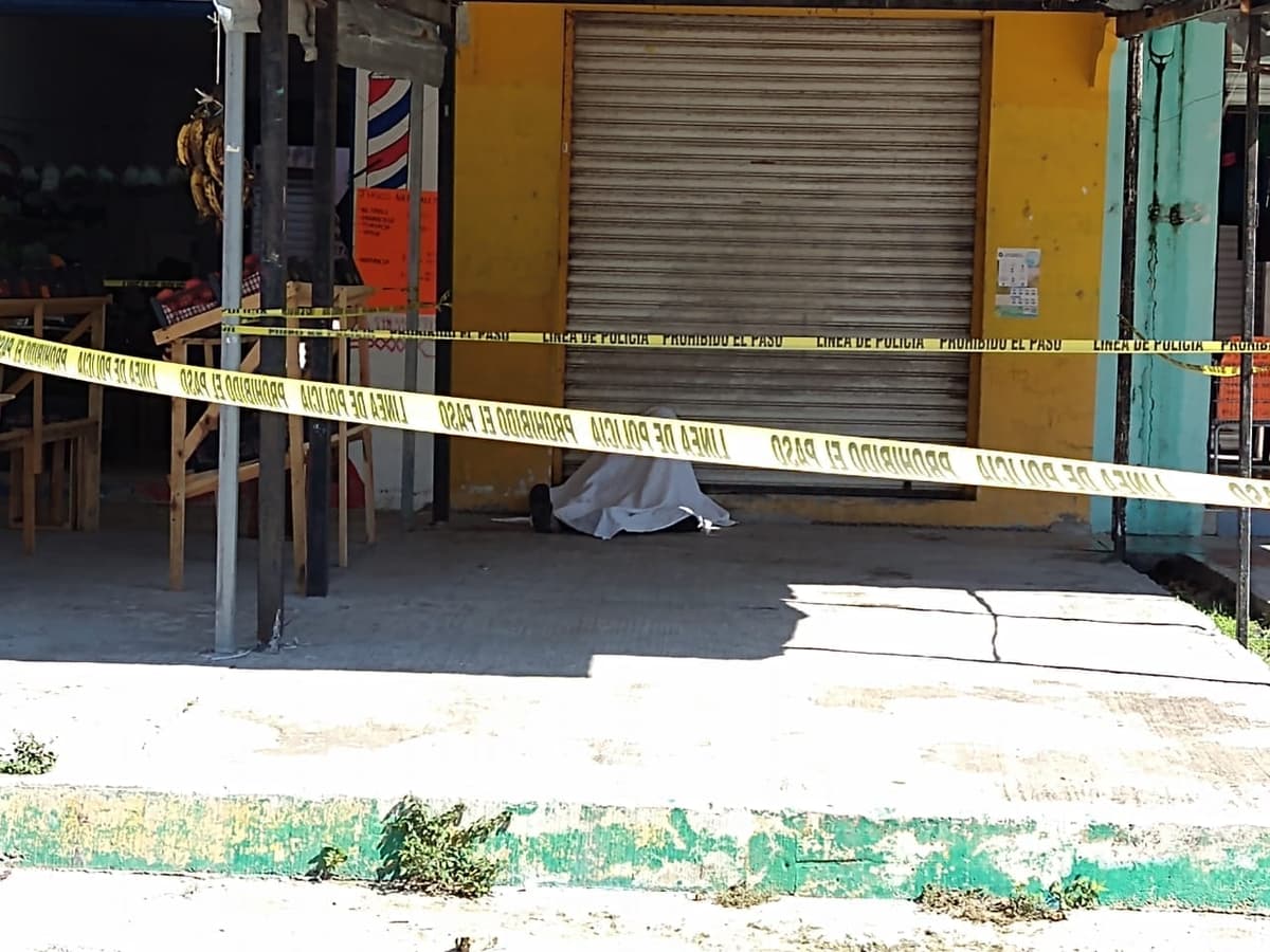 Fallece indigente en el mercado “Chetumalito” en Cancún