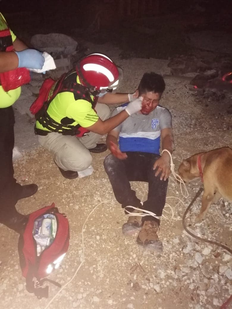 Albañil ebrio llega a exigir su pago y acaba golpeado en Playa del Carmen