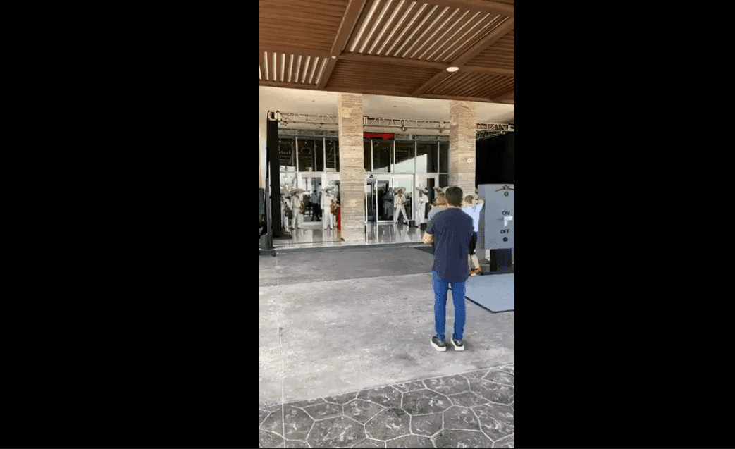 ¡Bienvenida a la mexicana! Palace recibe a los primeros turistas que regresan a Cancún