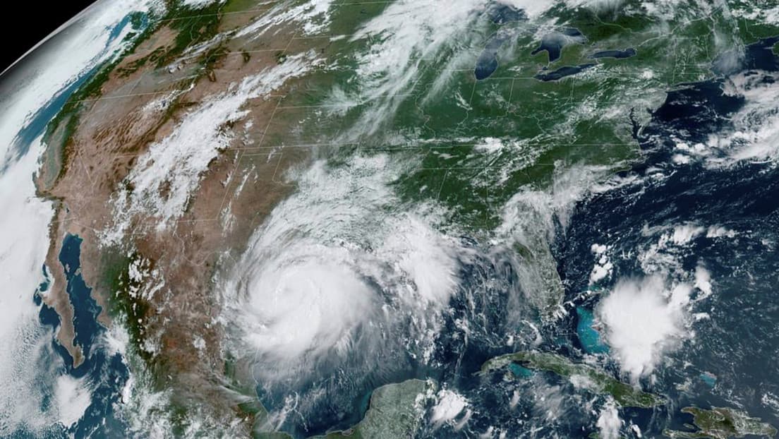 Clima: Domingo de nublados y lluvias para Q. Roo