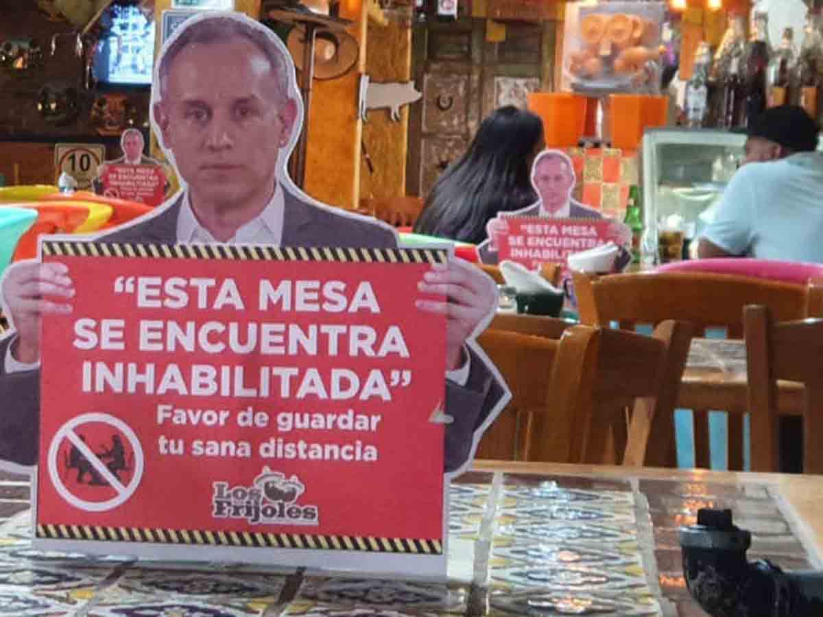 Con fotos de López-Gatell restaurante alerta a sus comensales del coronavirus