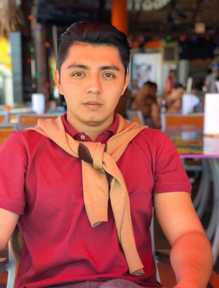 Exhiben a presunto profesor acosador y pedófilo del CBTIS 72 de Felipe Carrillo Puerto