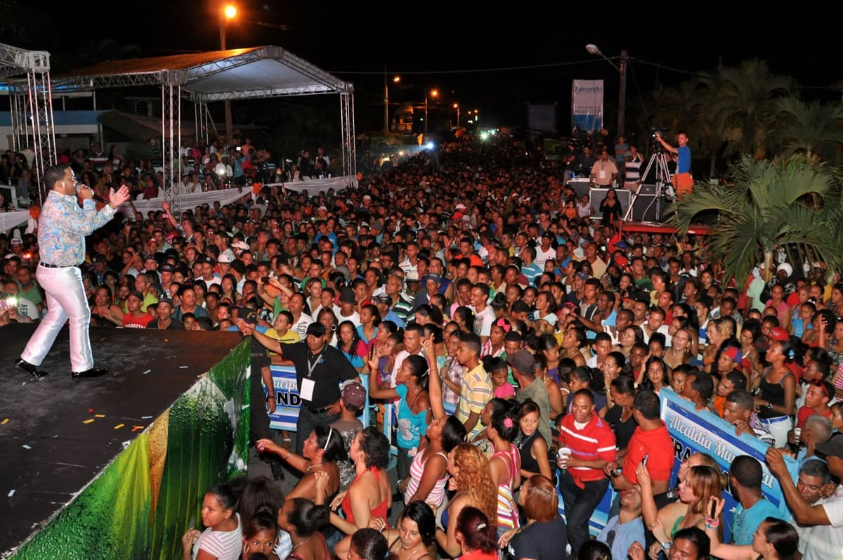 Anuncian inolvidable "head line" de bandas para la Expofer en Chetumal