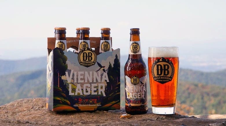 Compañía paga por beber cerveza y hacer senderismo ¡El sueldo son 20 mil dólares!