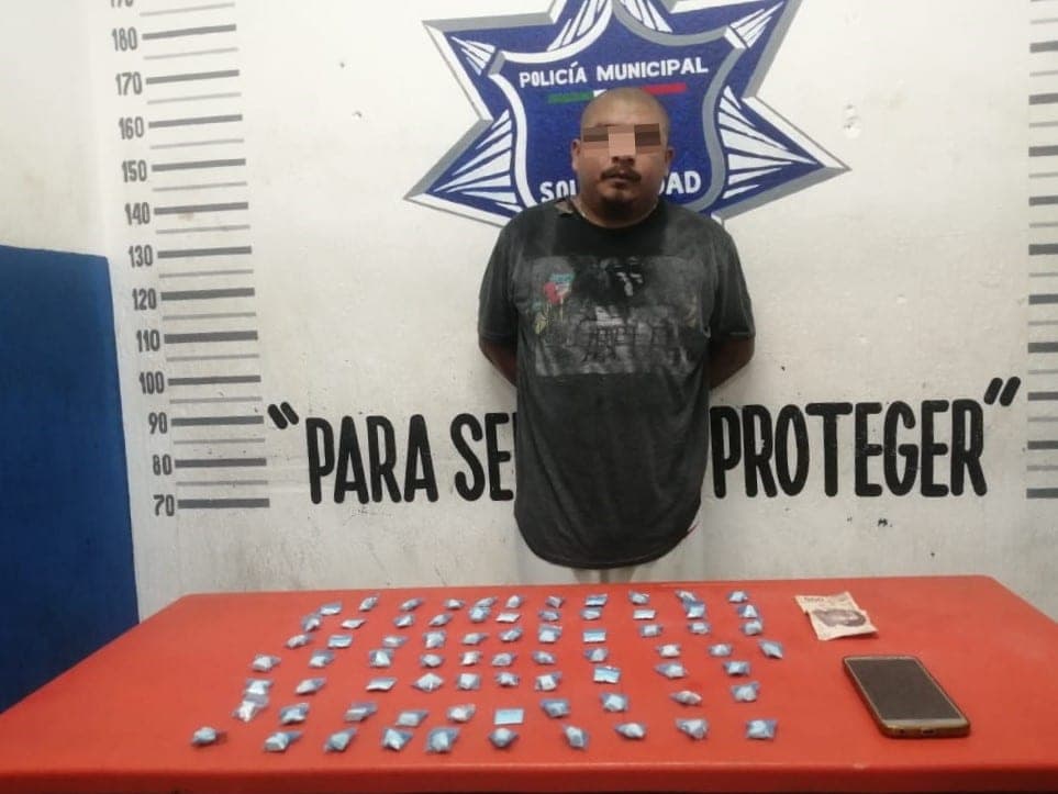 Atrapan a narcomenudista en Playa del Carmen