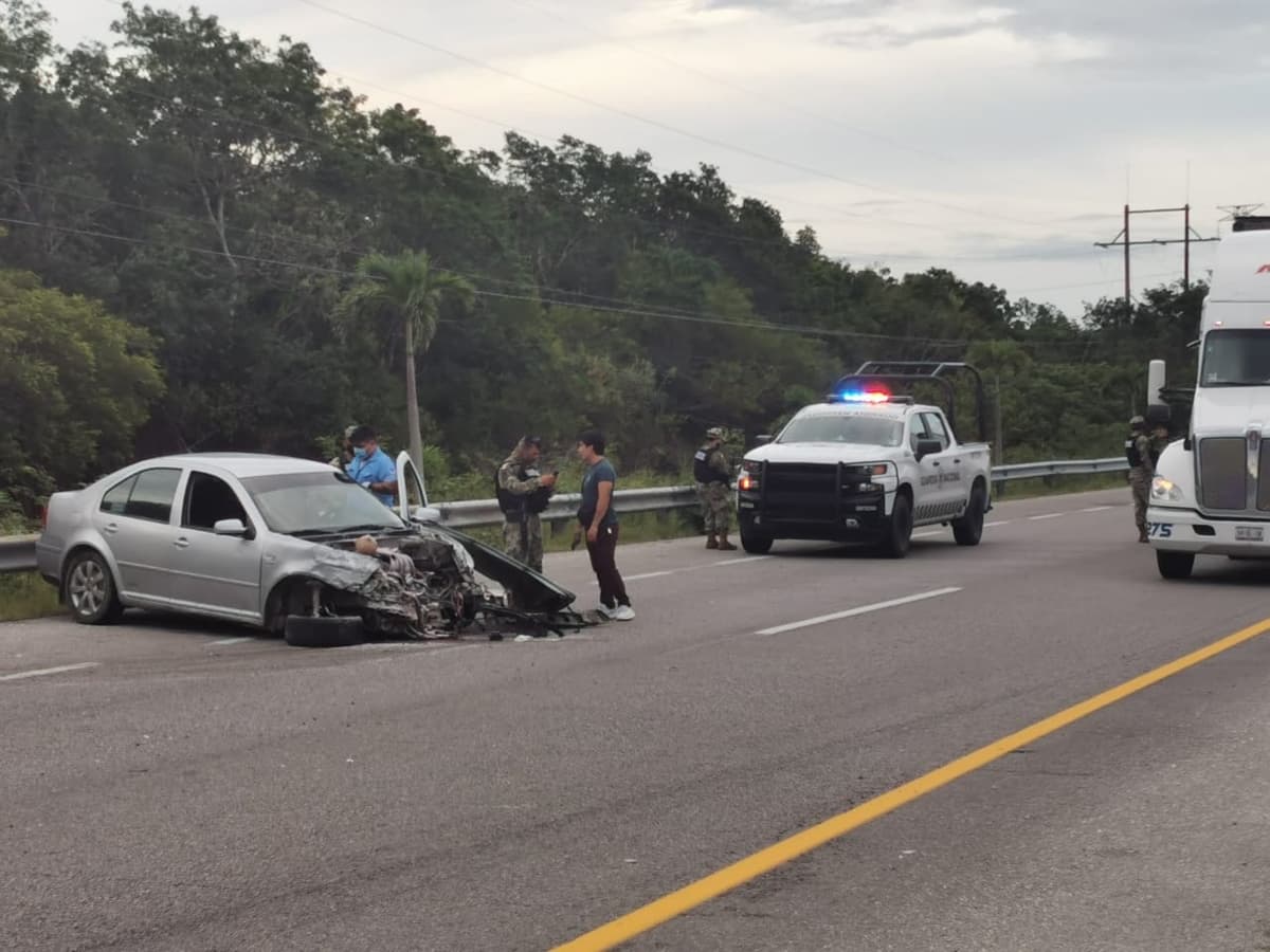 Accidente pone en riesgo embarazo de seis meses