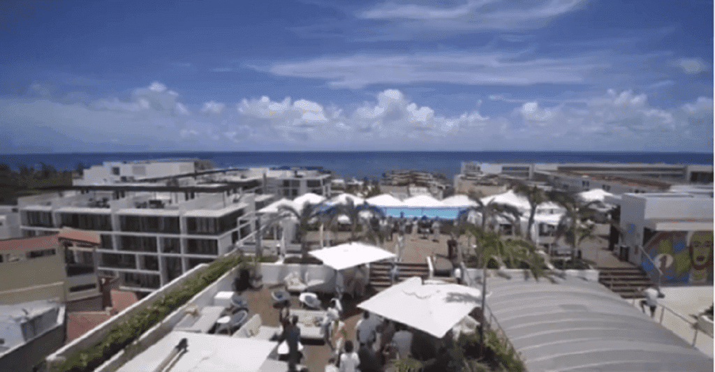 Playa del Carmen, presente en la serie "The Flowers" de Amazon Prime