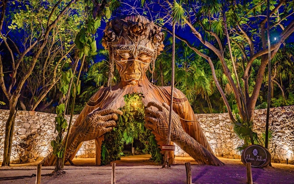 Todo lo que debes saber sobre la majestuosa y famosa escultura gigante de Tulum