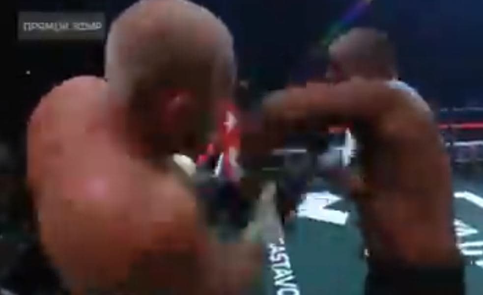 Peleador ruso de MMA debutó en el boxeo con 40 años y obtuvo victoria por nocaut