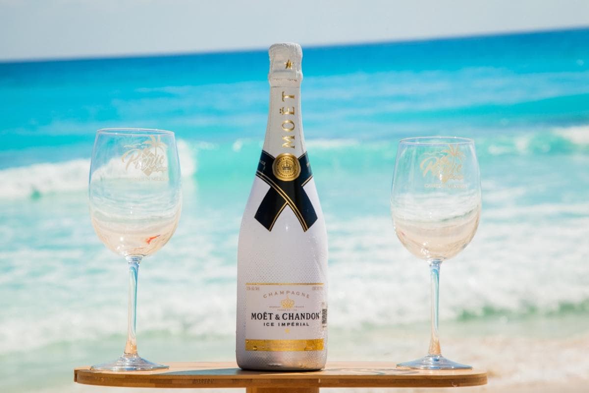 Champagne Moët & Chandon lanzará edición por el 50 aniversario de Cancún