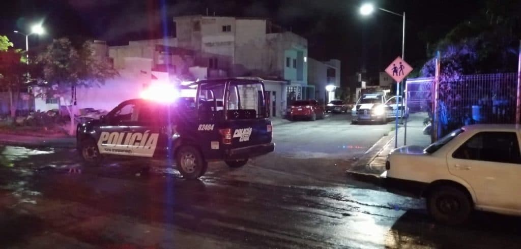 Torturan a hombre hasta matarlo y arrojan su cuerpo en la calle en Playa del Carmen