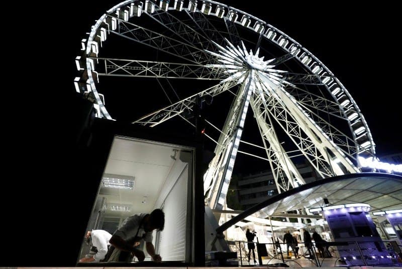 Así es el restaurante anti covid con una estrella Michelin ¡dentro de una rueda de la fortuna!