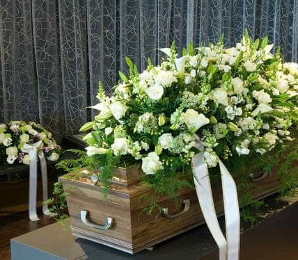 Denuncian fraude en paquetes funerarios en Cancún
