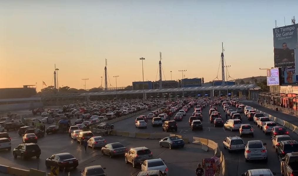 EU ordena mantener cerradas las fronteras con Canadá y México