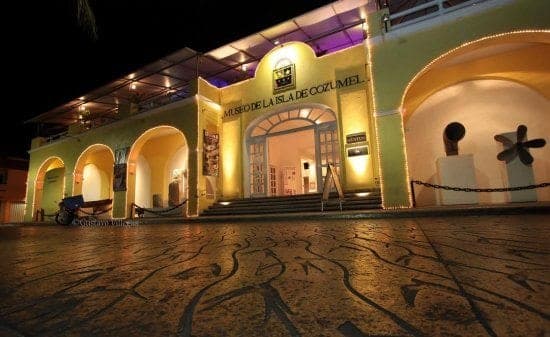 Reabrirán gradualmente museos y espacios culturales de Quintana Roo: Carlos Joaquín