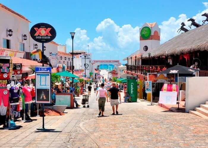 Alistan reinicio de actividades culturales en la avenida Tulum en Cancún