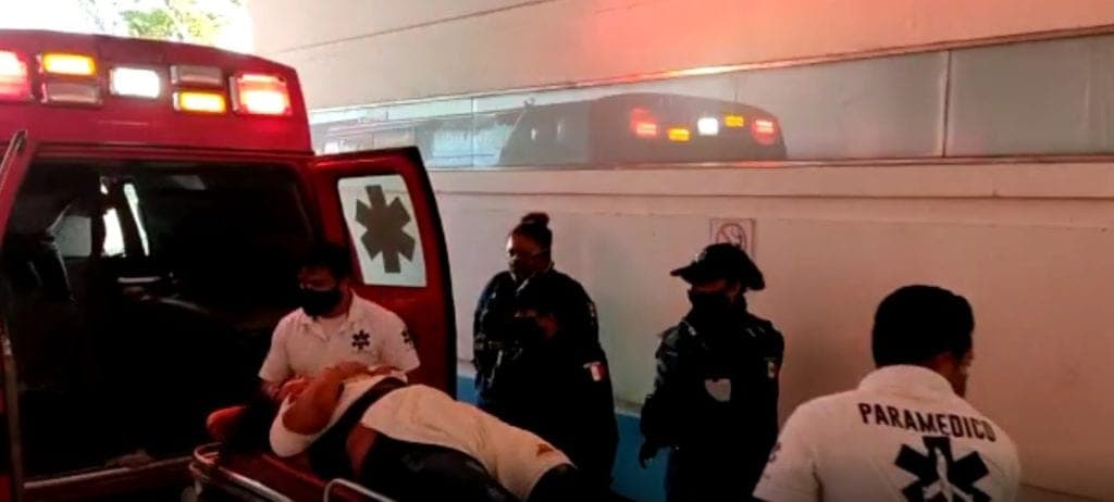 ¡Los balean en su propia casa! Sicarios hieren a dos personas en Cancún