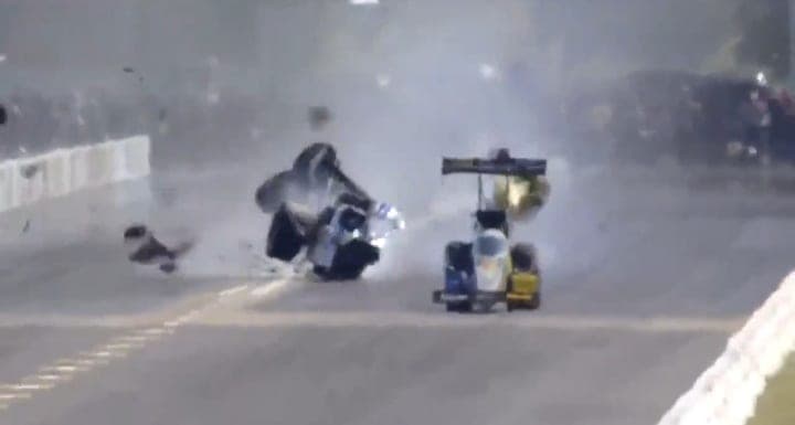 VIDEO: Una piloto sale ilesa tras impactar su auto a más de 418 km/h