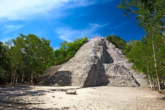 Cierran zona arqueológica de Cobá por daños de tormenta ‘Gamma’