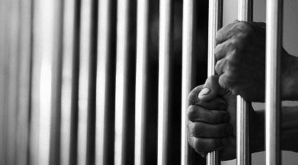 Abusan 15 jóvenes de una niña de 14 años en una fiesta, hay seis detenidos