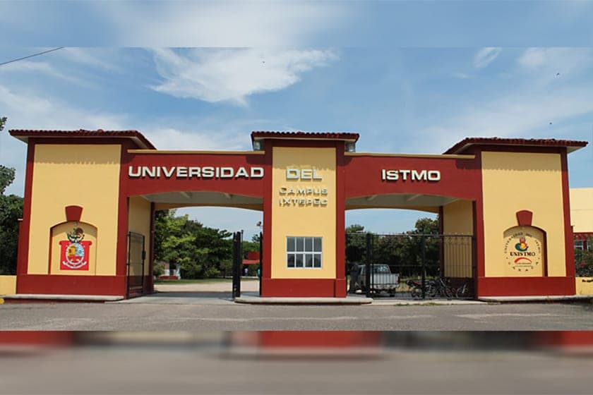 Despiden a profesora que acompañó a alumnas a denunciar acoso sexual en universidad