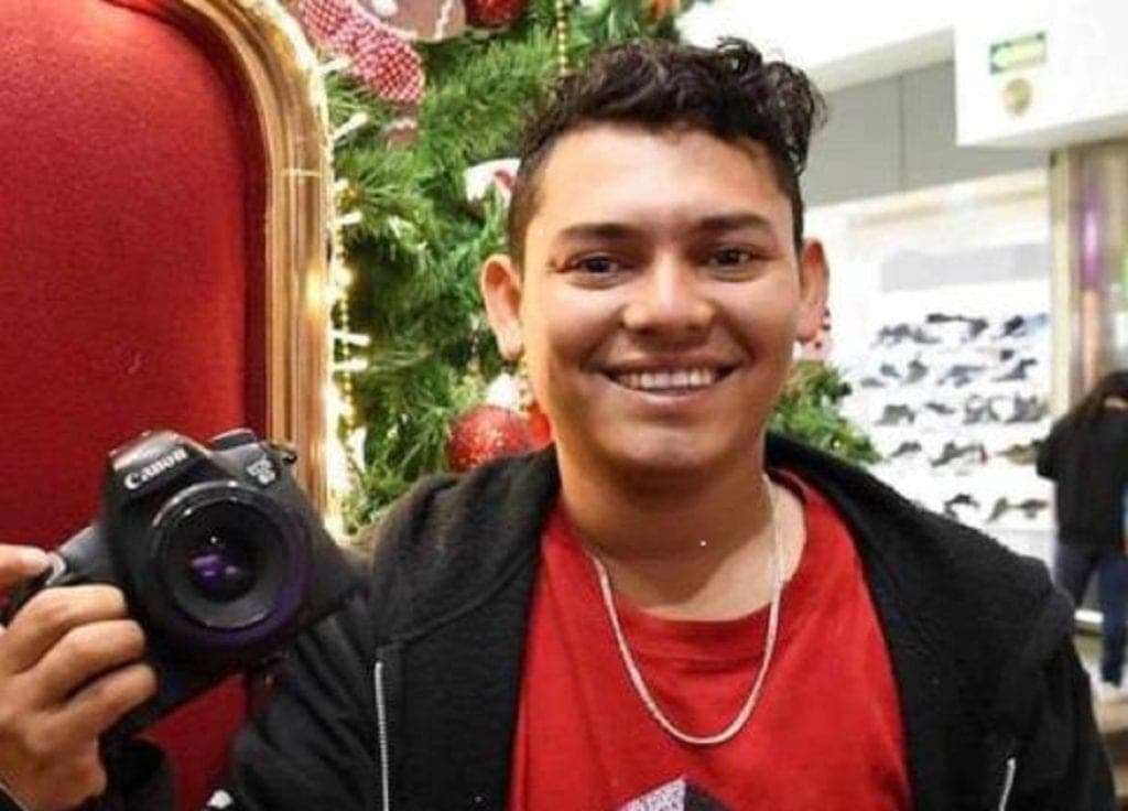 Golpe a la libre expresión: "levantan" a fotoperiodista Carlos Zataráin en Mazatlán