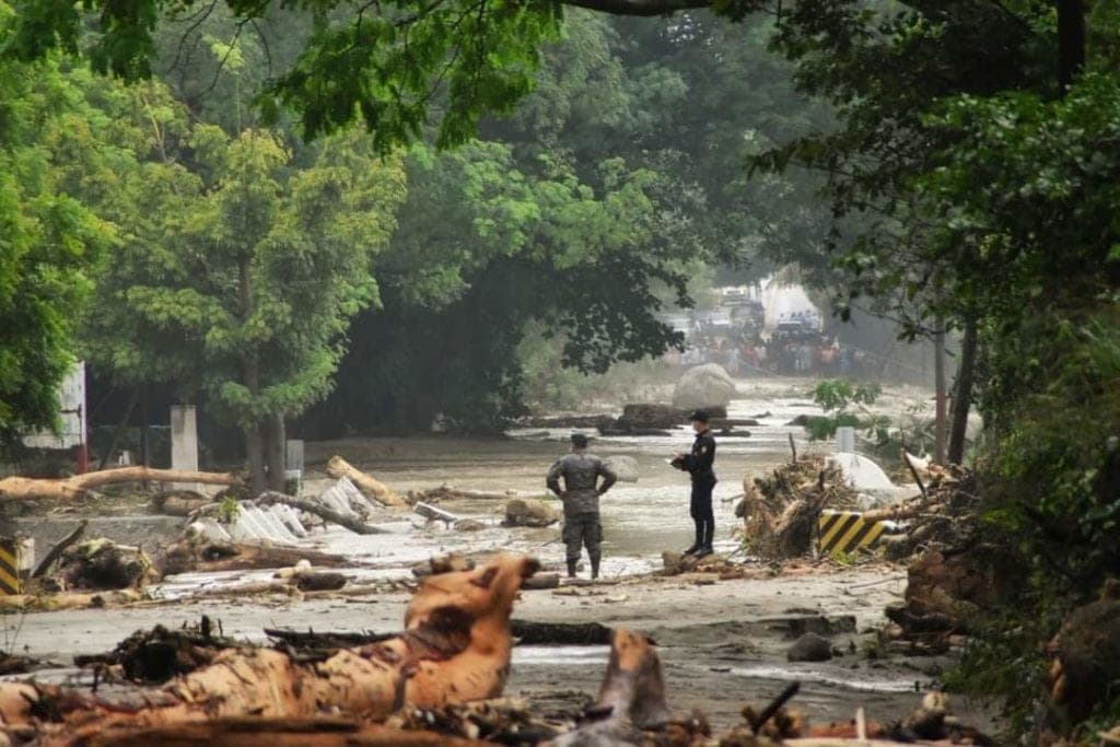 FOTOS: Más de 150 muertos y 81 mil personas afectadas deja 'Eta' en Guatemala