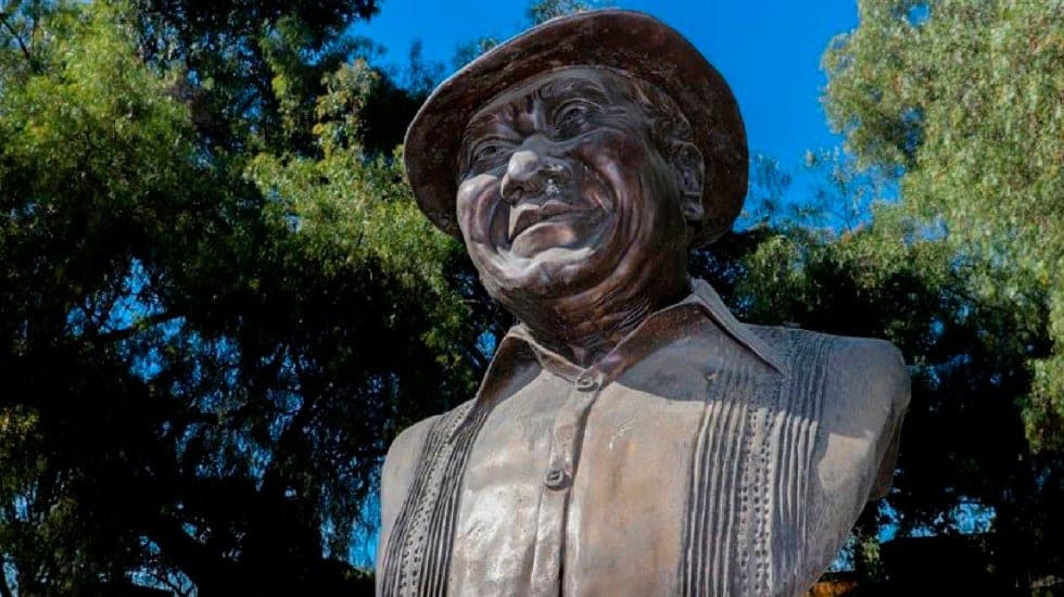 Mérida tendrá una calle llamada "Armando Manzanero Canché"