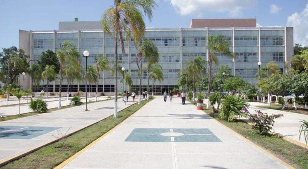 Aclara IMSS que muerte de mujer por aventarse al vacío no ocurrió en su hospital de Cancún