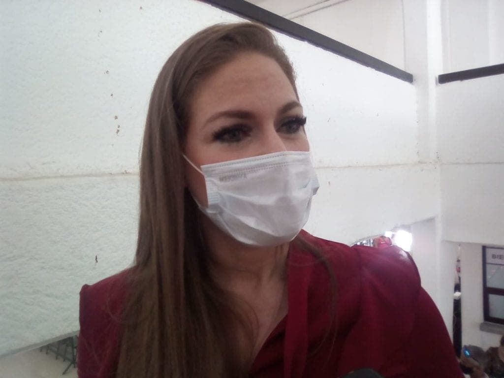 Pide licencia la regidora Niurka Sáliva